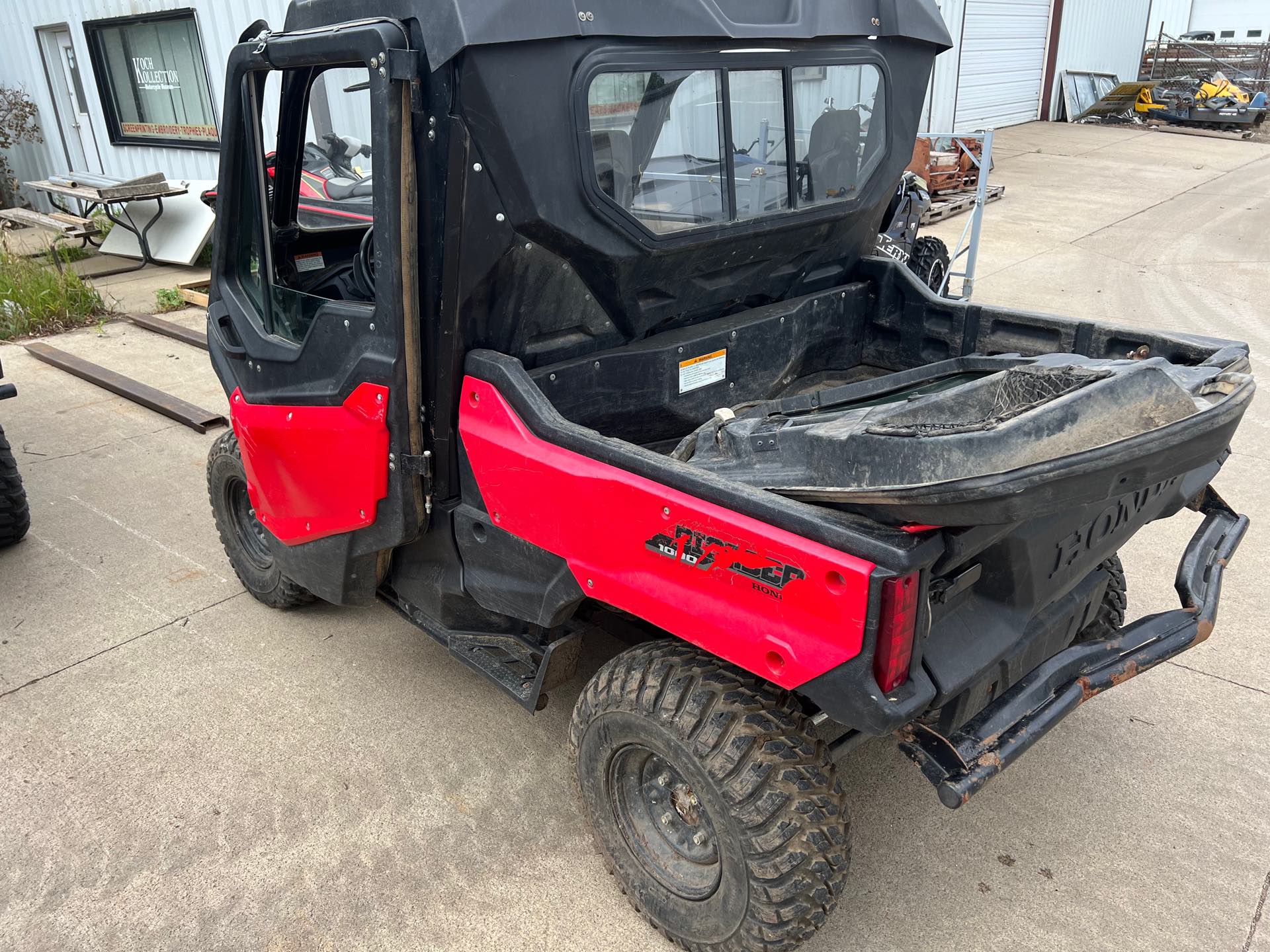 2017 Honda Pioneer 1000 EPS at Interlakes Sport Center