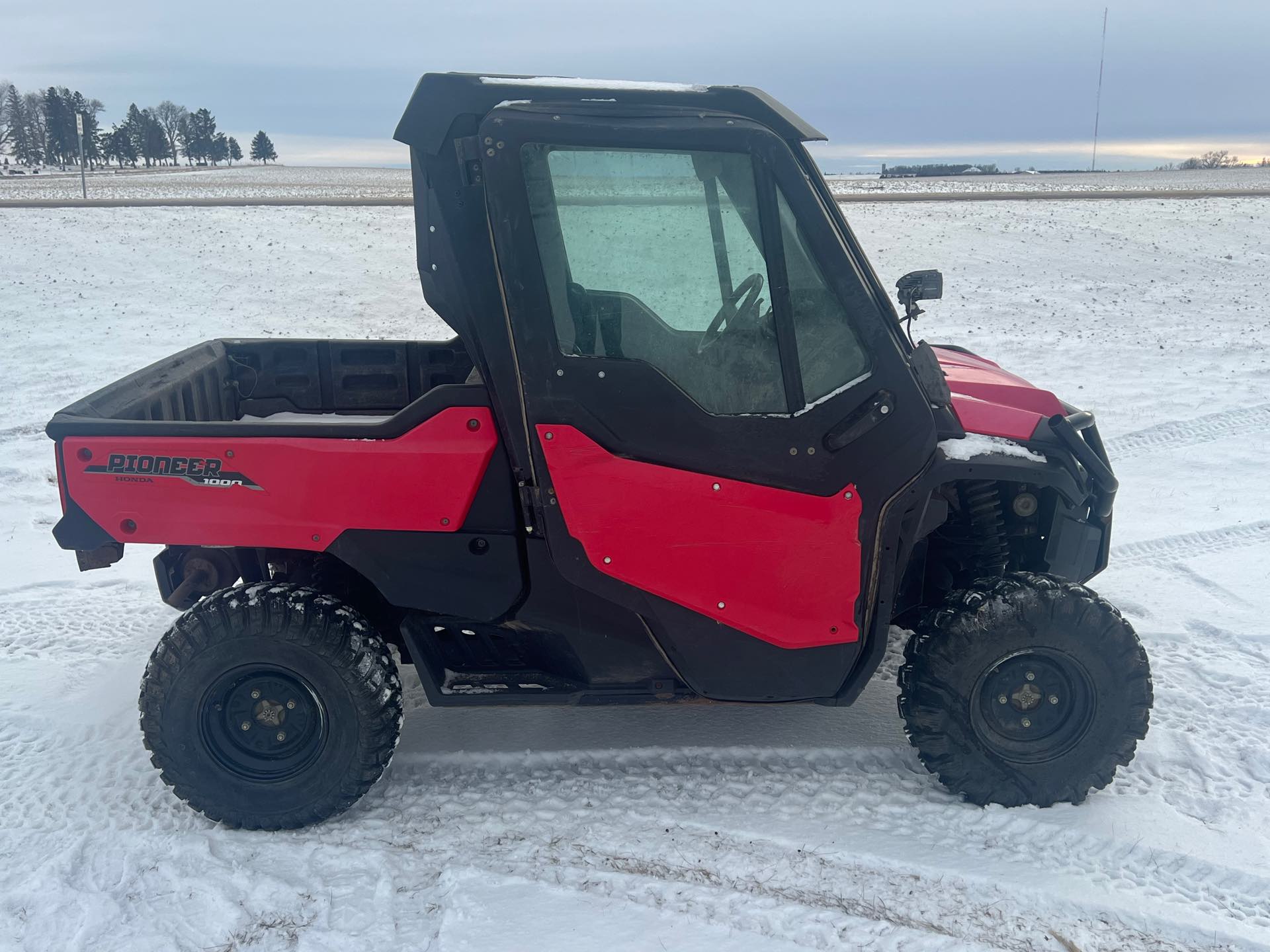 2017 Honda Pioneer 1000 EPS at Interlakes Sport Center