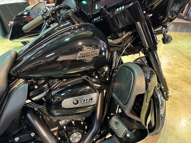 2023 Harley-Davidson Electra Glide Ultra Limited at Carlton Harley-Davidson®
