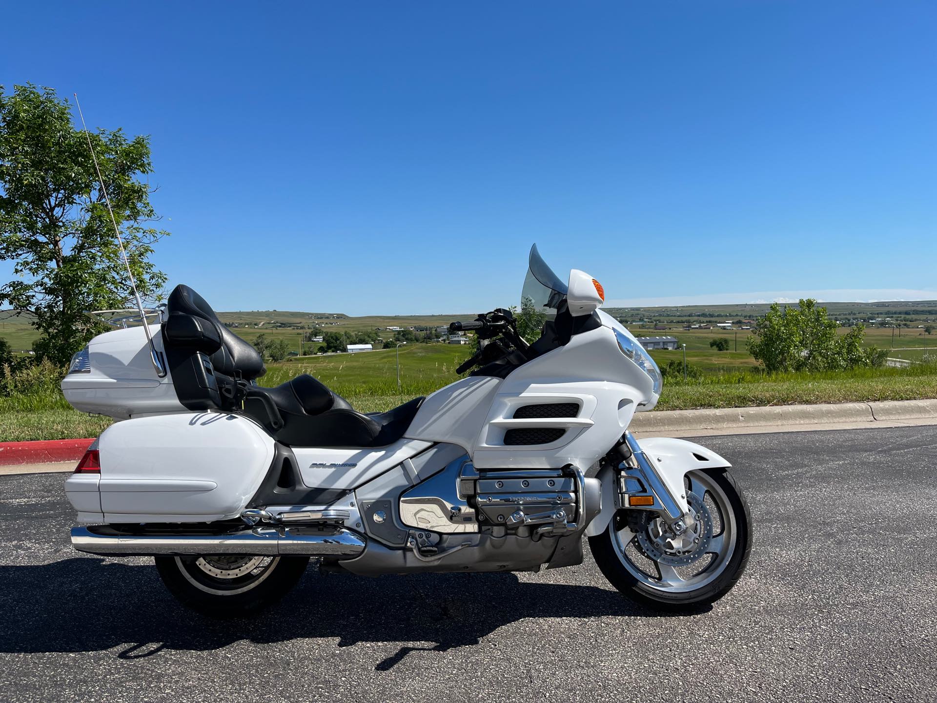 2006 Honda Gold Wing Audio / Comfort at Mount Rushmore Motorsports