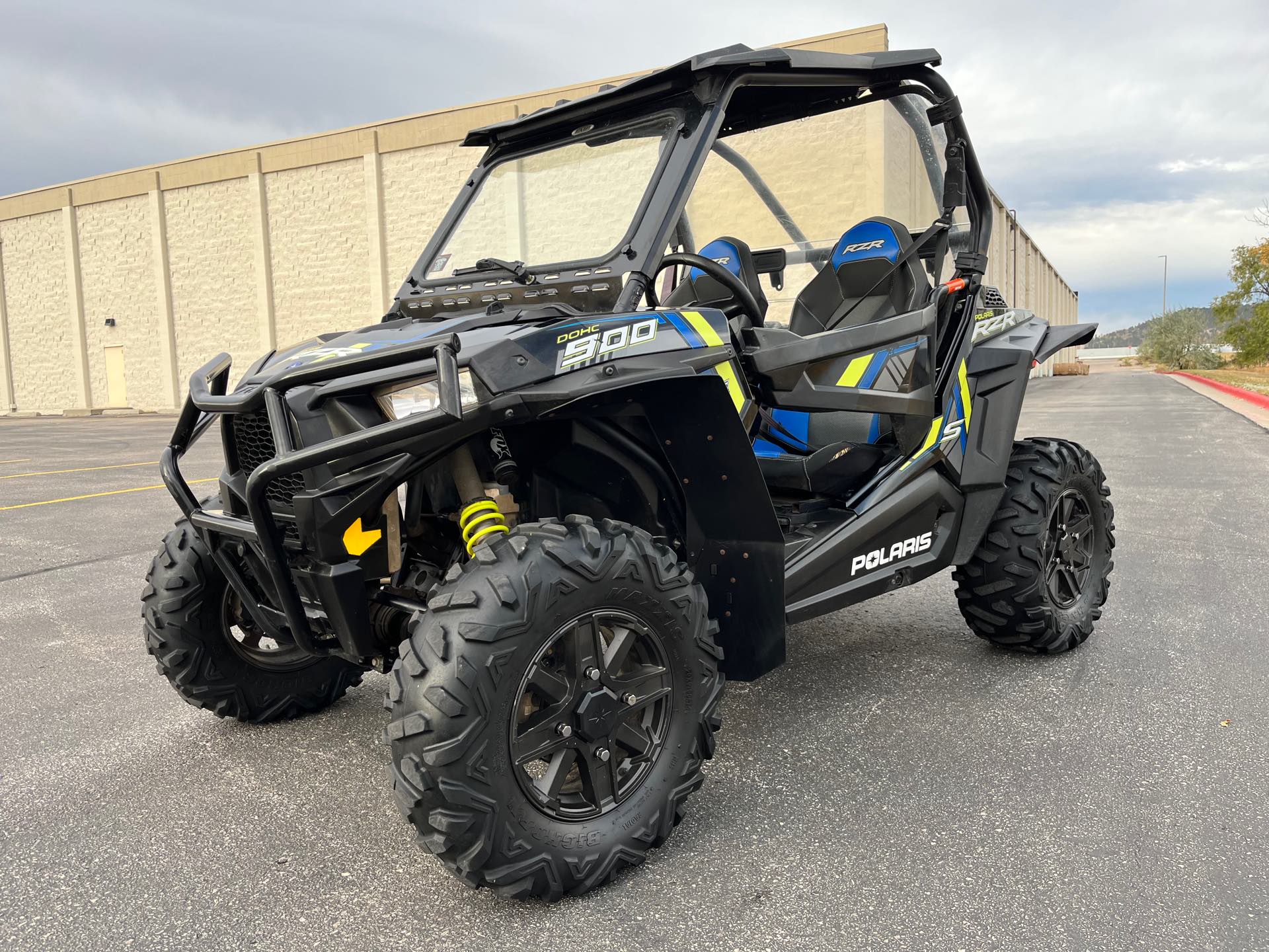 2015 Polaris RZR S 900 EPS at Mount Rushmore Motorsports