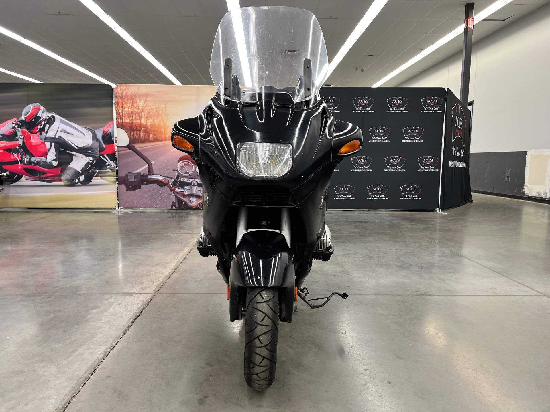 2000 BMW R1100RT at Aces Motorcycles - Denver