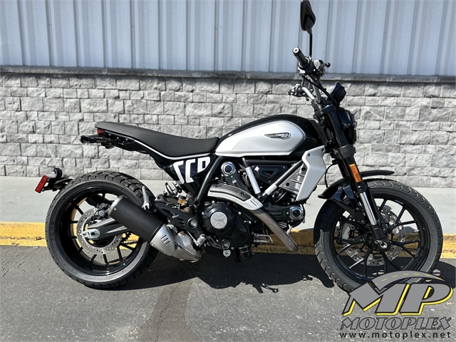 2024 Ducati Scrambler Icon at Lynnwood Motoplex, Lynnwood, WA 98037