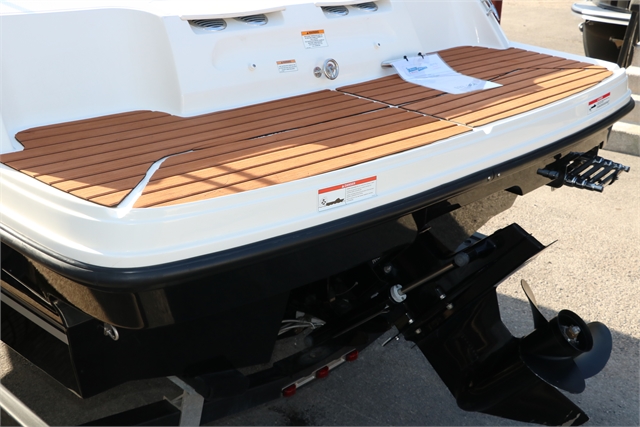 2019 Bayliner VR4 at Jerry Whittle Boats