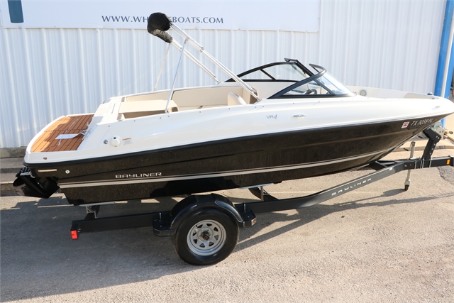 2019 Bayliner VR4 at Jerry Whittle Boats