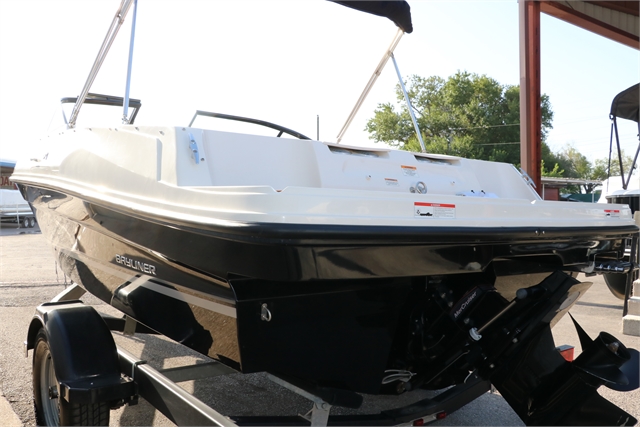 2019 Bayliner VR4 at Jerry Whittle Boats