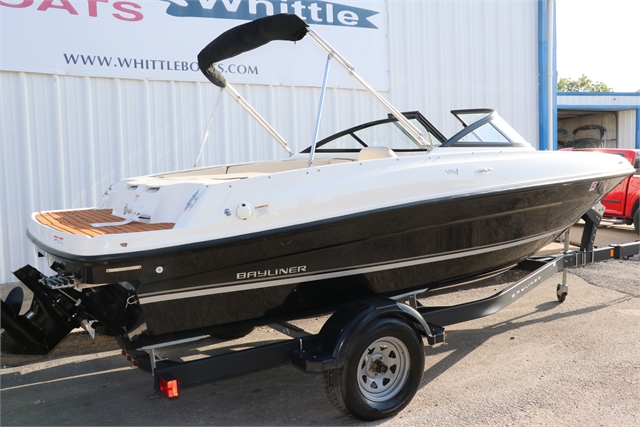 2019 Bayliner VR4 at Jerry Whittle Boats