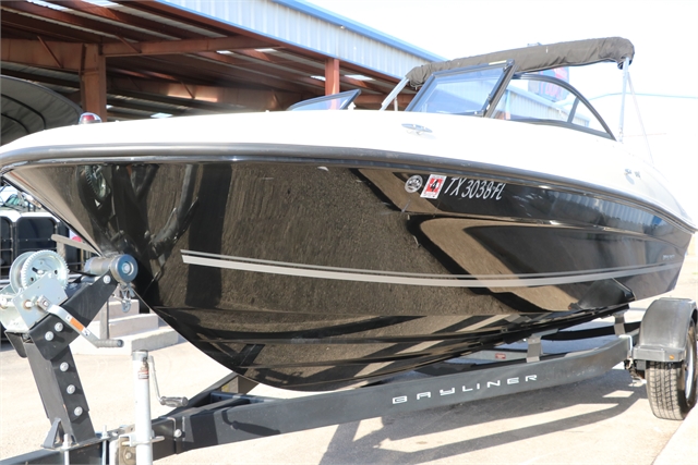 2019 Bayliner VR4 at Jerry Whittle Boats