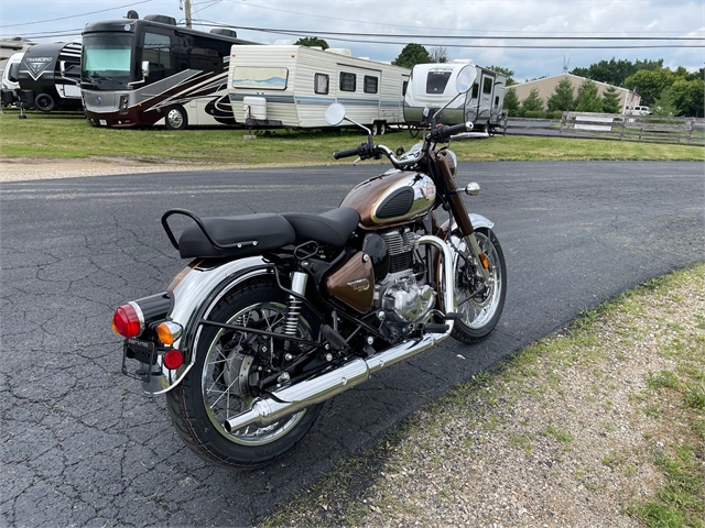 2023 Royal Enfield Classic 350 at Randy's Cycle