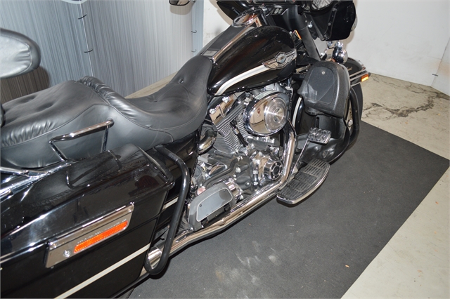 2003 Harley-Davidson FLHTCI at Suburban Motors Harley-Davidson