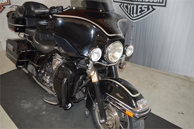 2003 Harley-Davidson FLHTCI at Suburban Motors Harley-Davidson