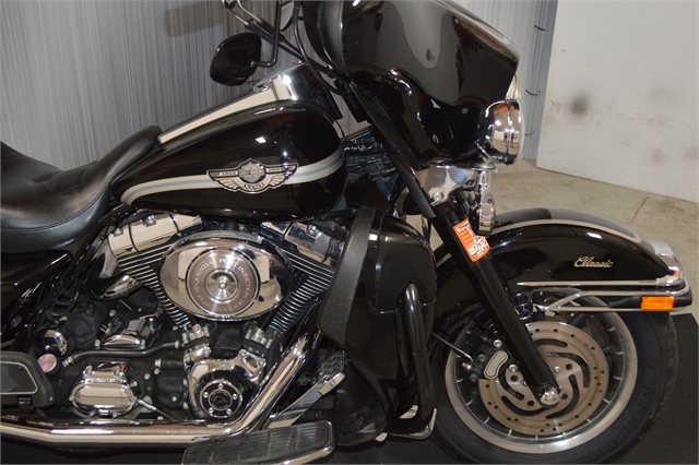 2003 Harley-Davidson FLHTCI at Suburban Motors Harley-Davidson