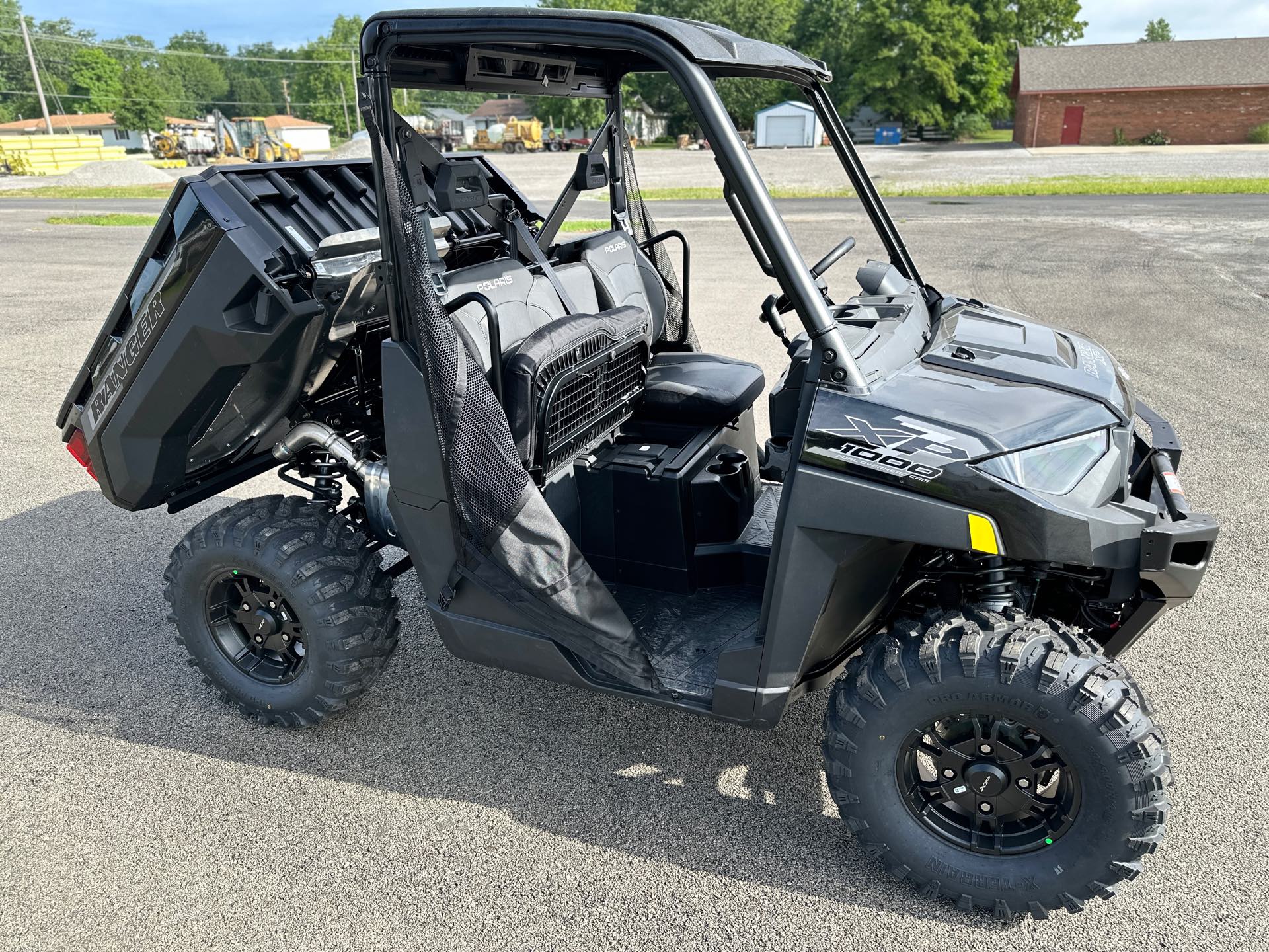 2025 Polaris Ranger XP 1000 Premium at Pennington Polaris