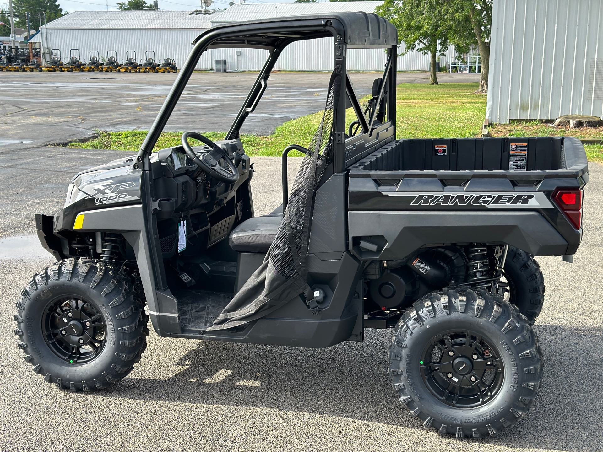 2025 Polaris Ranger XP 1000 Premium at Pennington Polaris