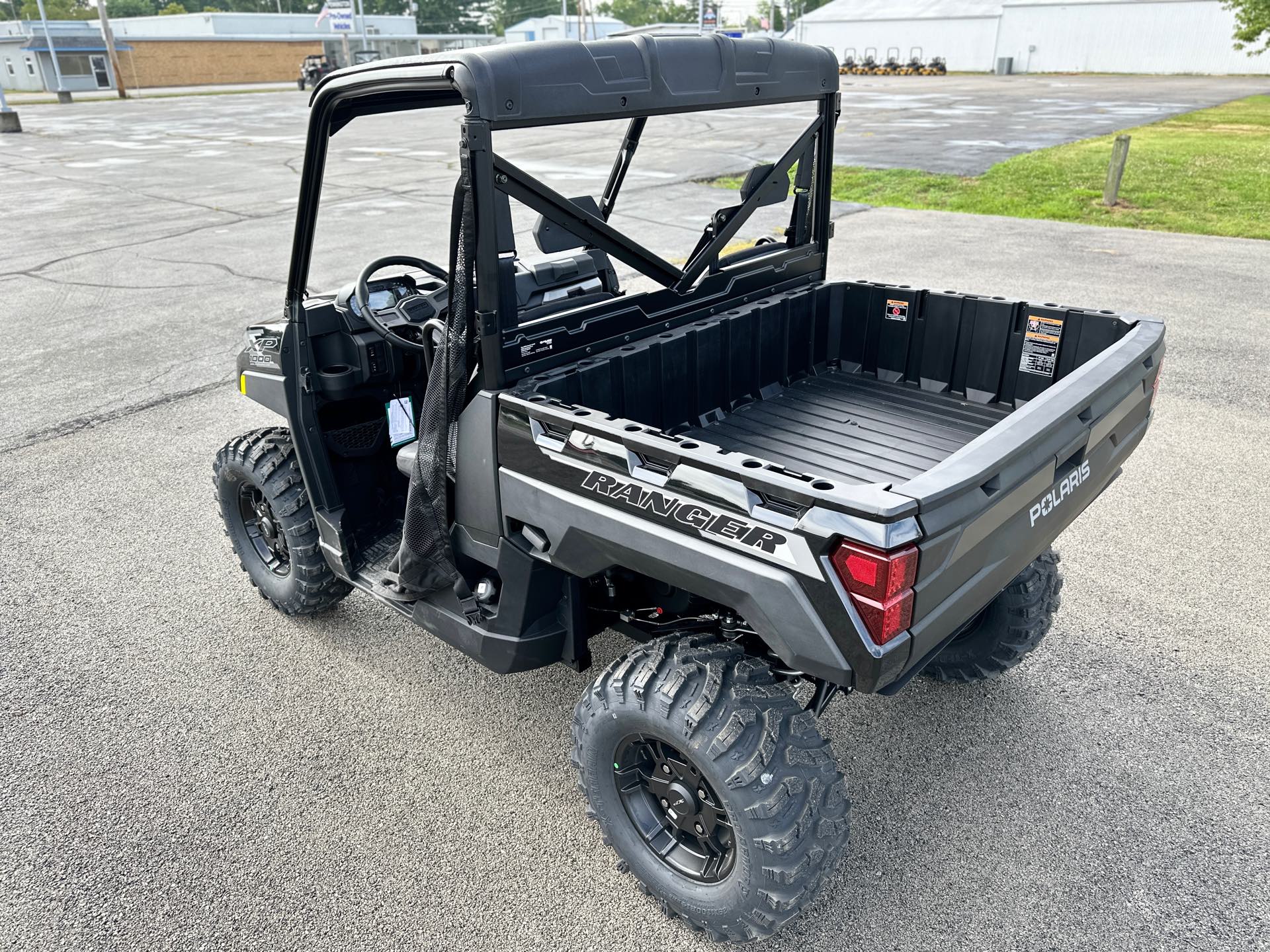 2025 Polaris Ranger XP 1000 Premium at Pennington Polaris