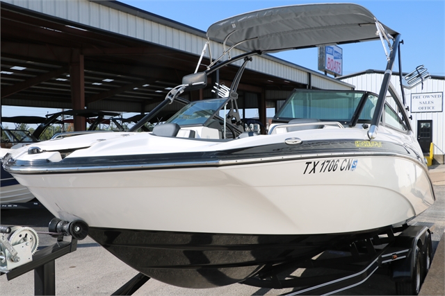 2015 Yamaha 212X at Jerry Whittle Boats