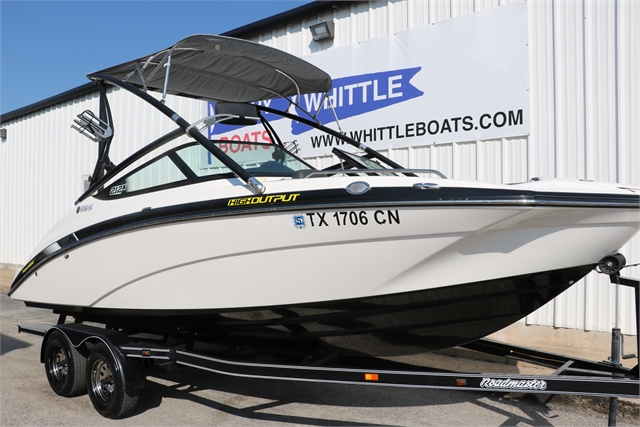 2015 Yamaha 212X at Jerry Whittle Boats