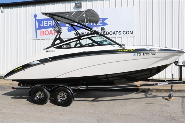 2015 Yamaha 212X at Jerry Whittle Boats