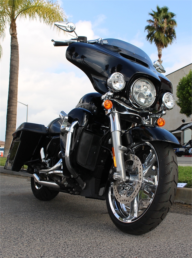 2018 Harley-Davidson Street Glide Base at Quaid Harley-Davidson, Loma Linda, CA 92354