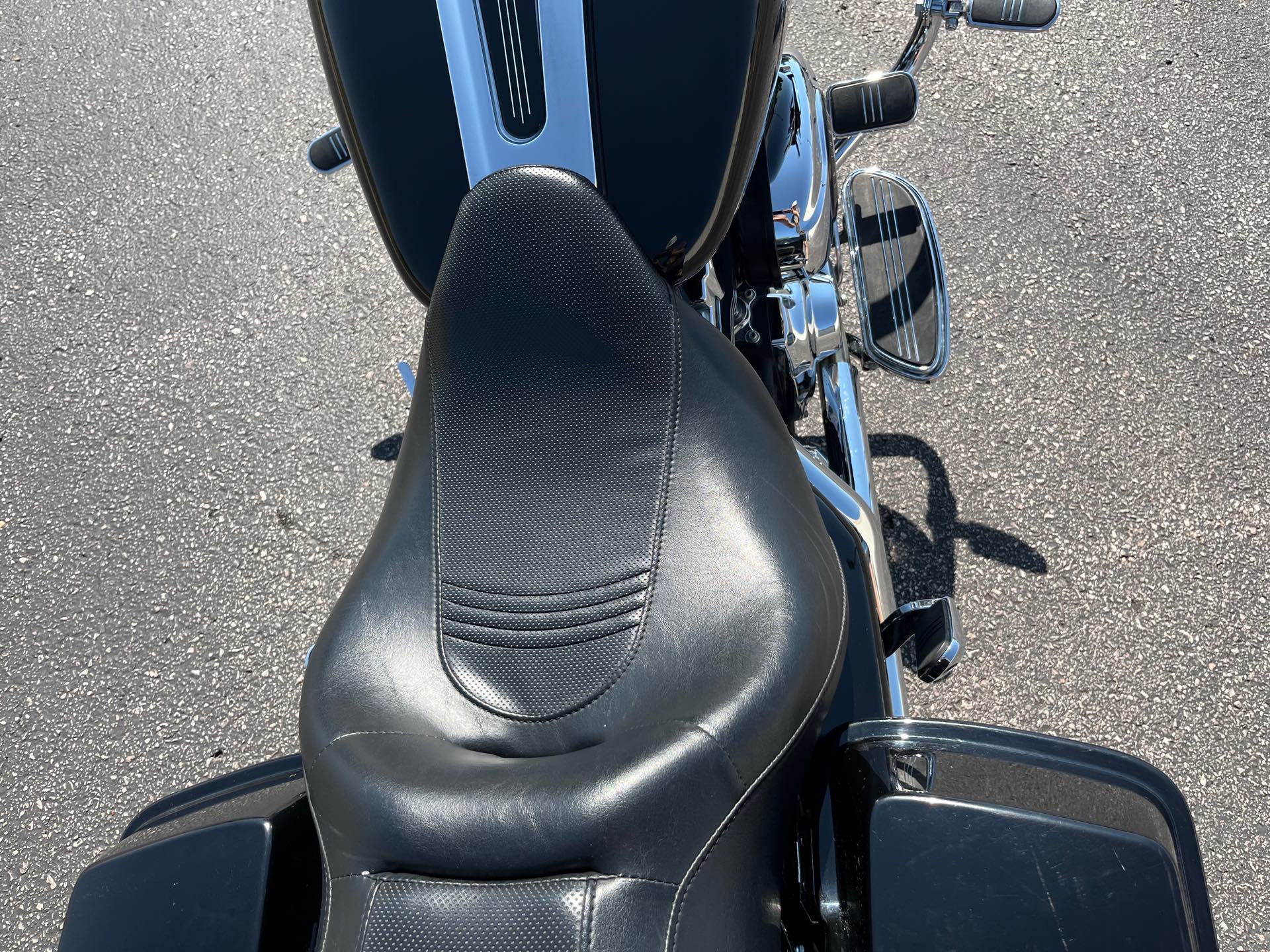 2008 Harley-Davidson Street Glide Base at Mount Rushmore Motorsports