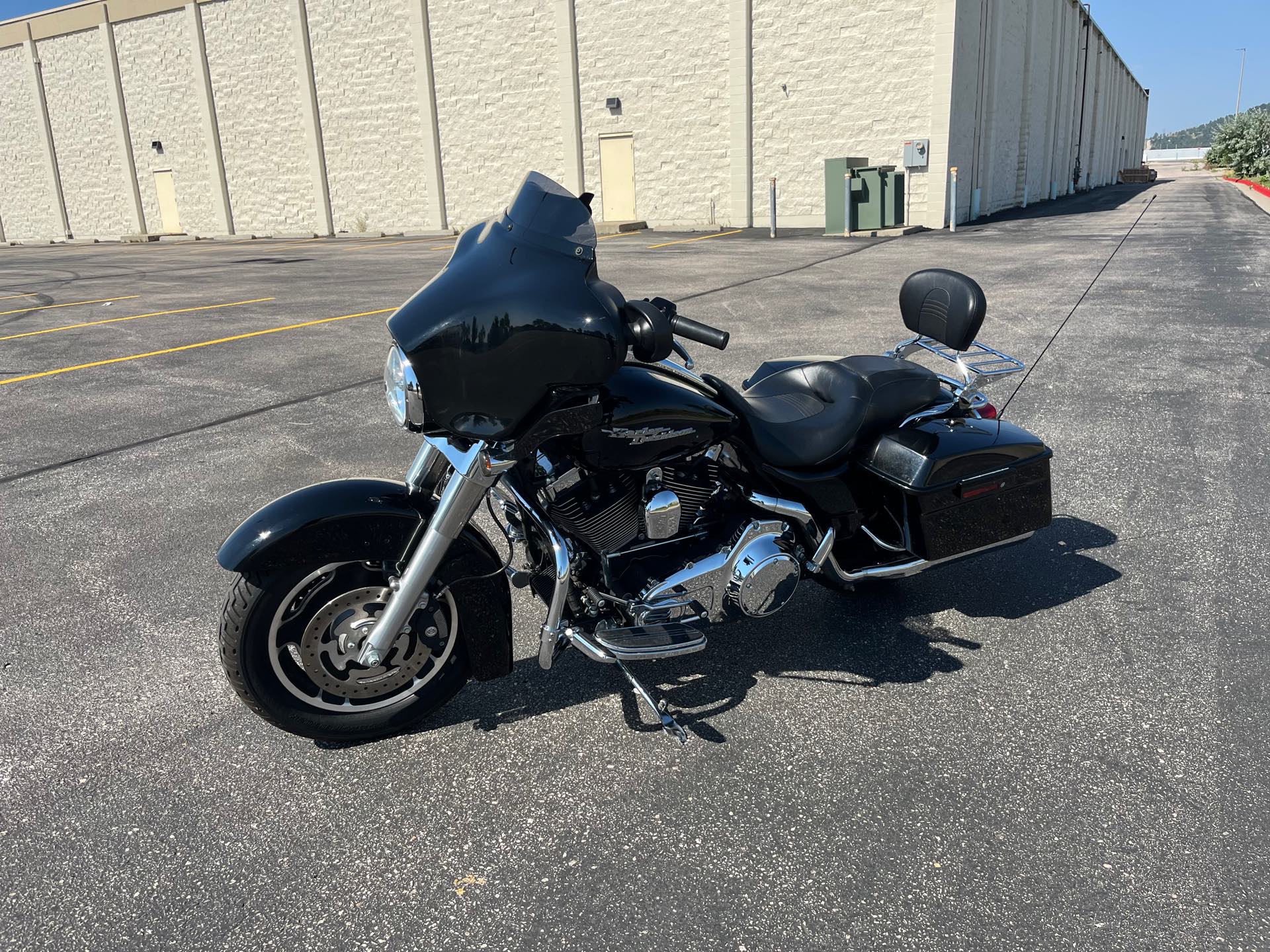 2008 Harley-Davidson Street Glide Base at Mount Rushmore Motorsports