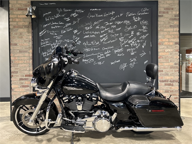 2018 Harley-Davidson Street Glide Base at Cox's Double Eagle Harley-Davidson