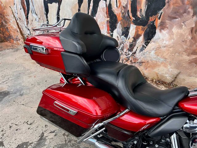 2018 Harley-Davidson Electra Glide Ultra Limited Low at Man O'War Harley-Davidson®