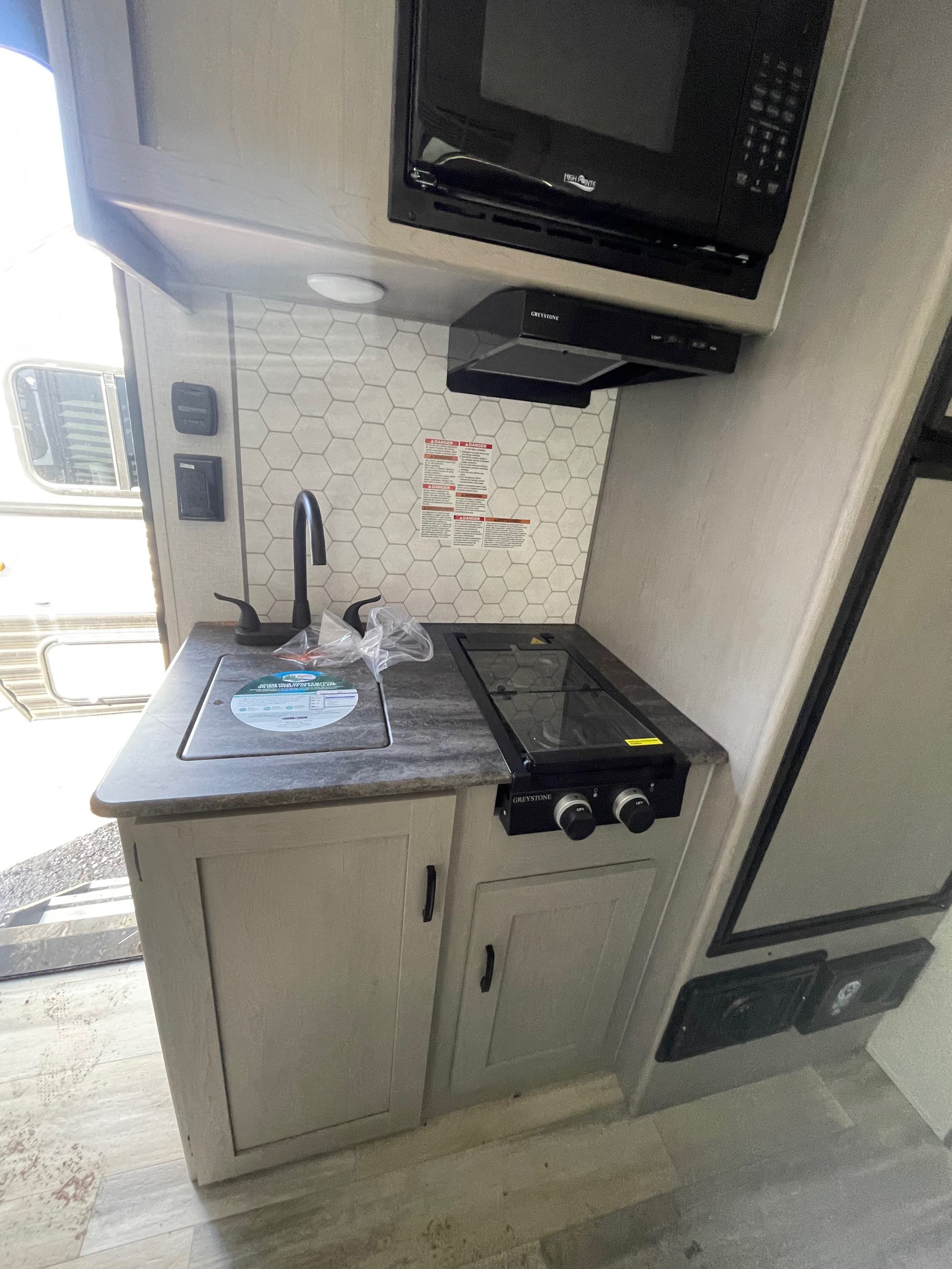 2023 Coachmen Clipper 4K Series 17MBS at Prosser's Premium RV Outlet