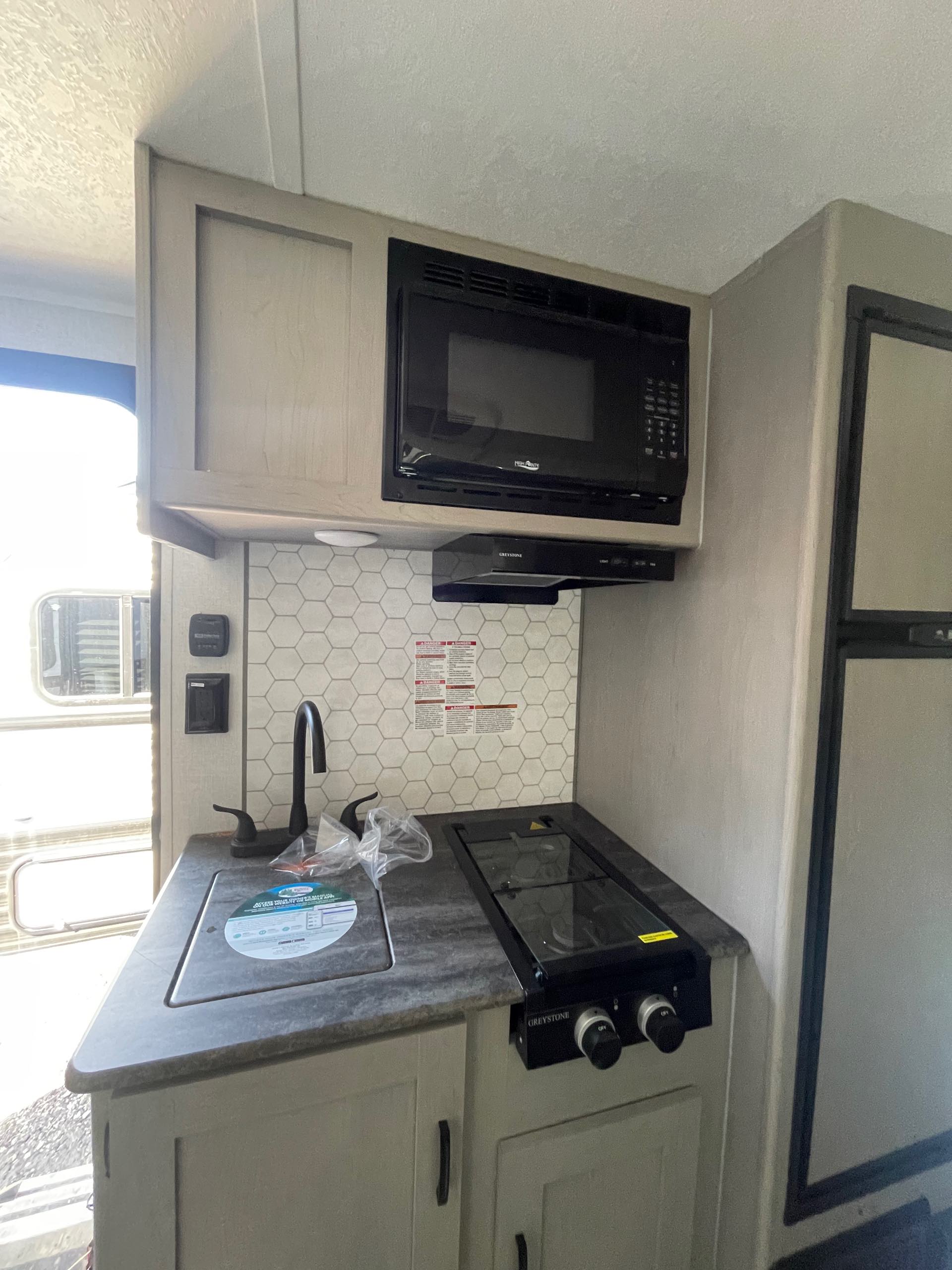 2023 Coachmen Clipper 4K Series 17MBS at Prosser's Premium RV Outlet