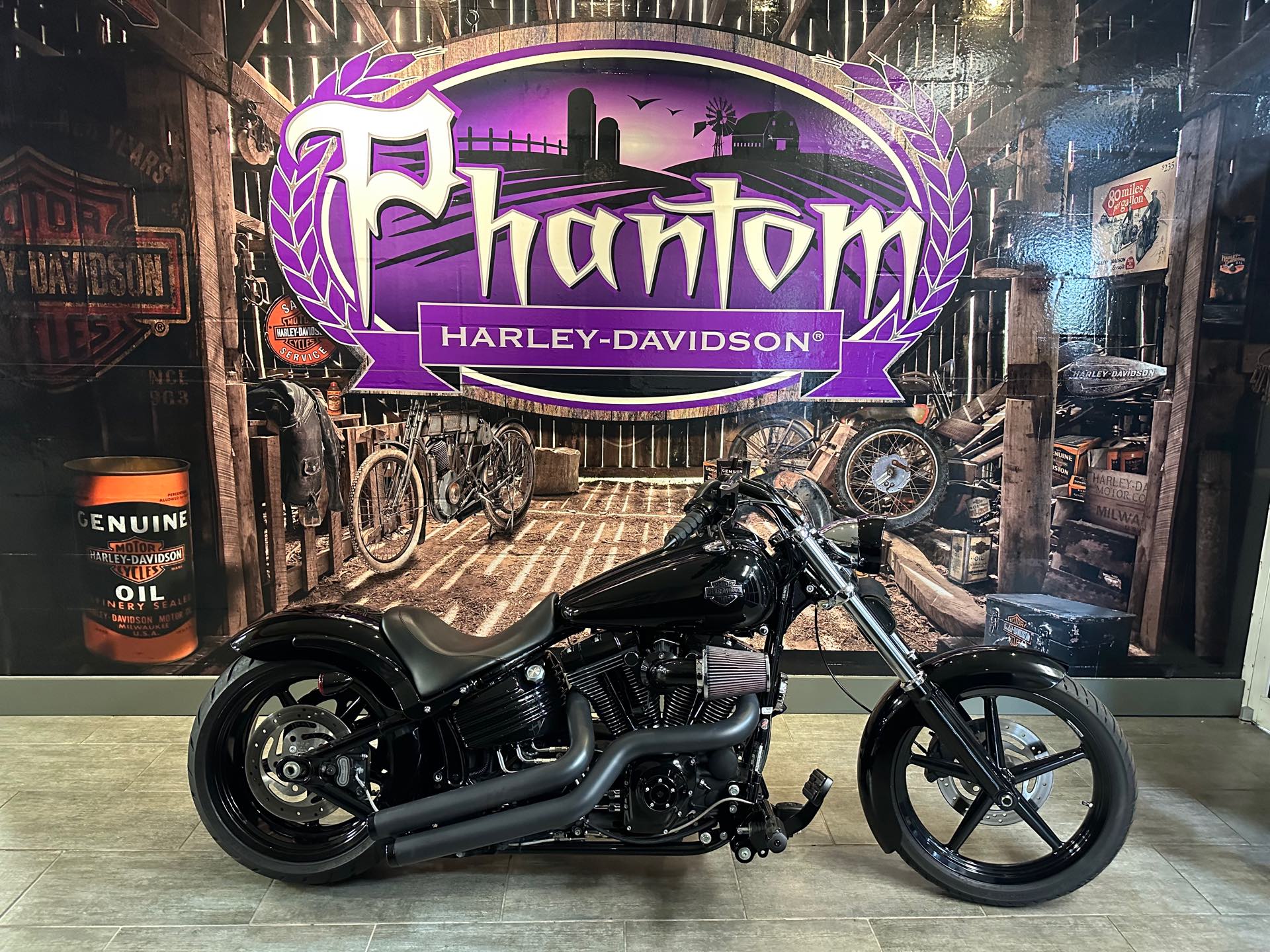 2009 Harley-Davidson FXCWC at Phantom Harley-Davidson