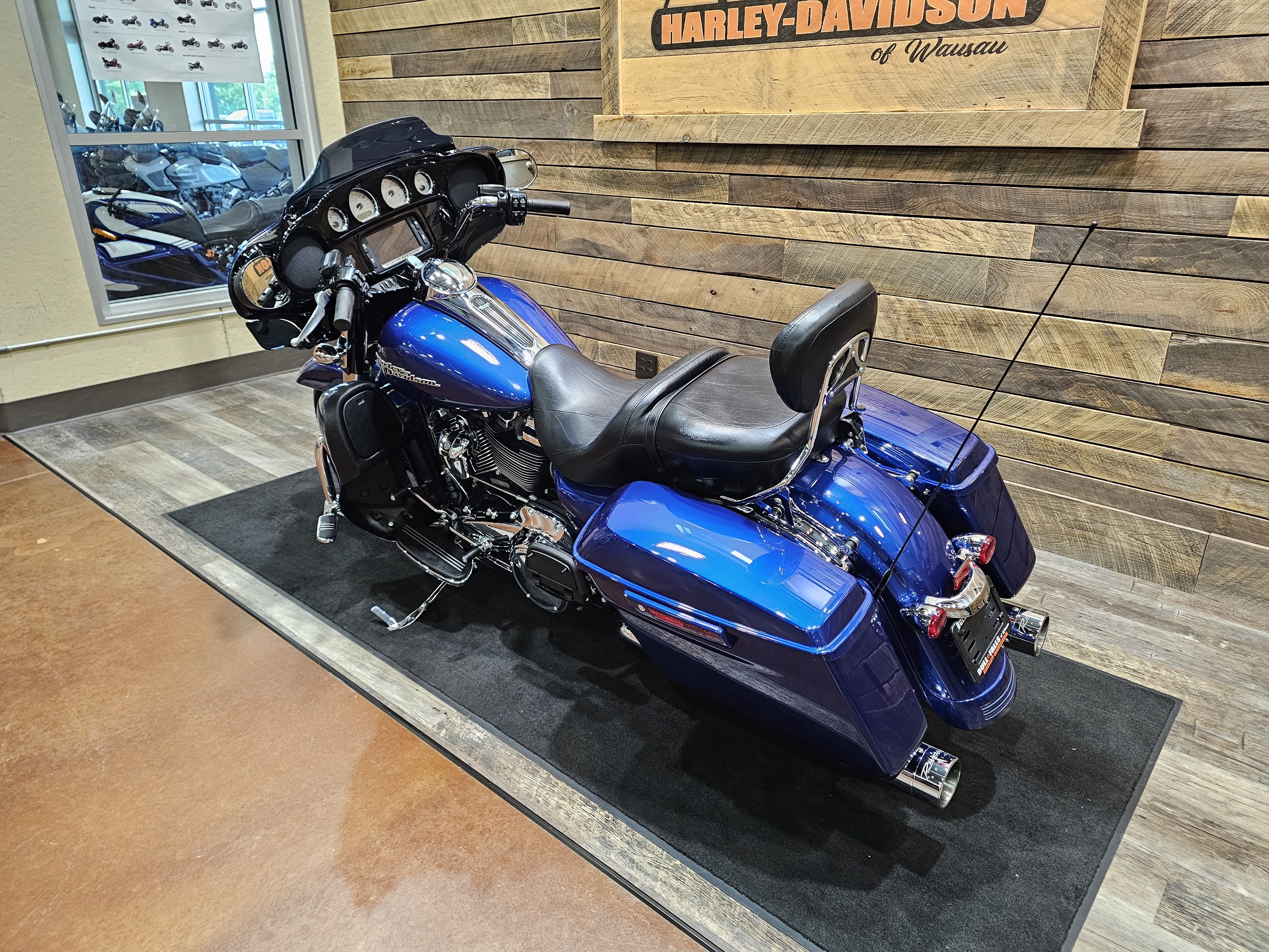 2017 Harley-Davidson Street Glide Special at Bull Falls Harley-Davidson