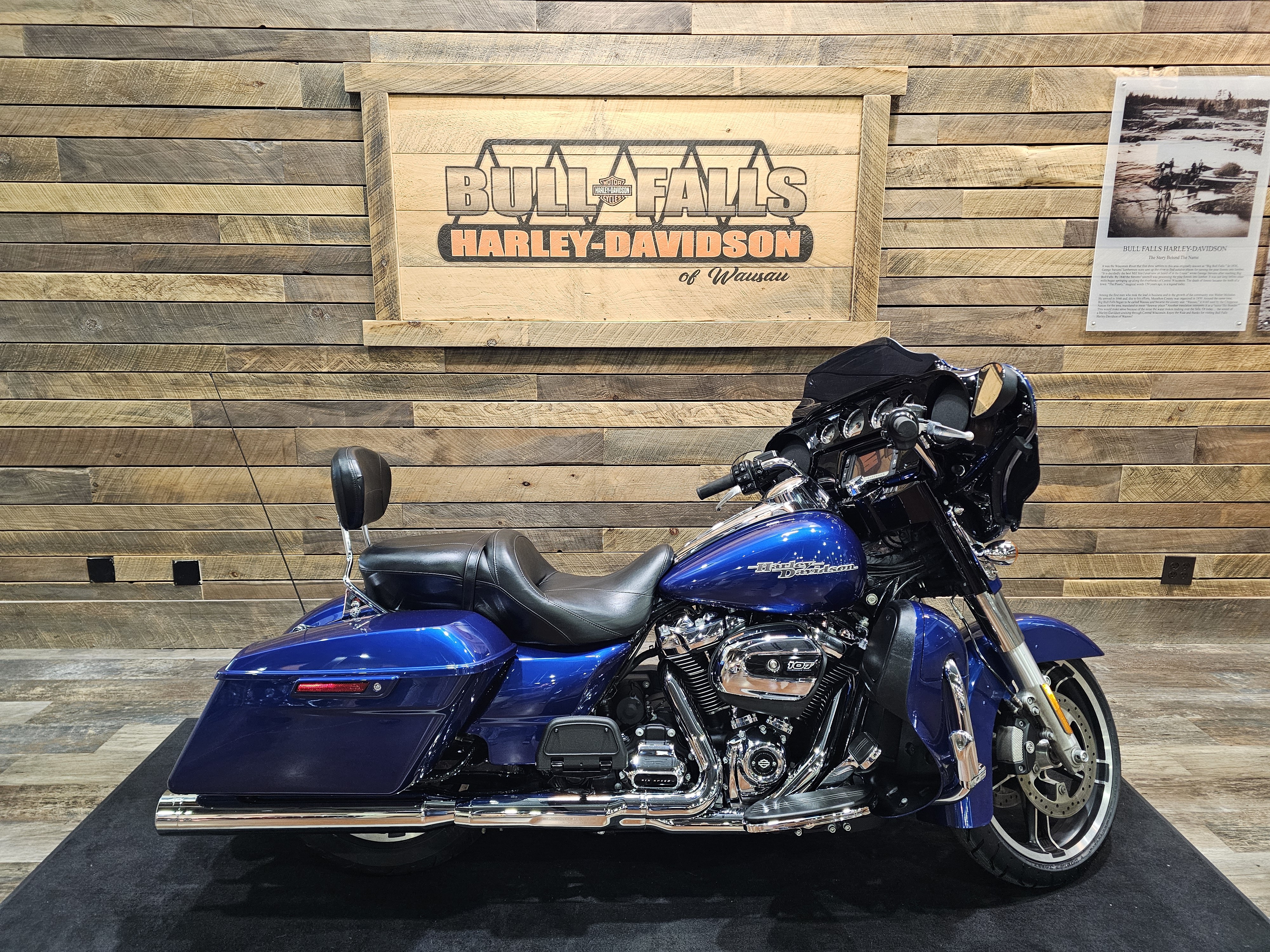 2017 Harley-Davidson Street Glide Special at Bull Falls Harley-Davidson