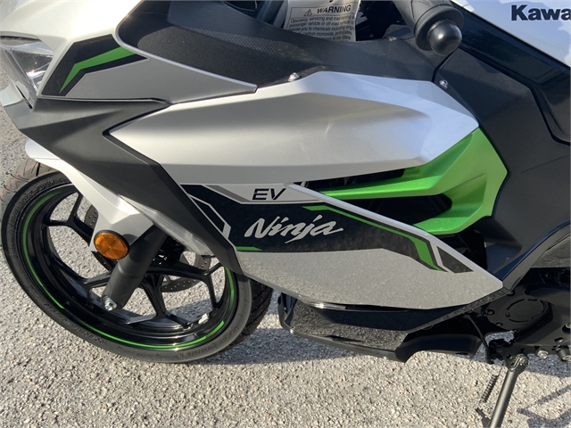 2024 Kawasaki Ninja e-1 ABS at Jacksonville Powersports, Jacksonville, FL 32225