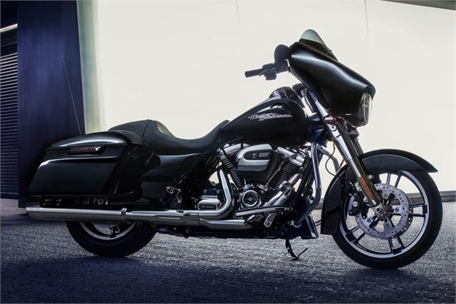 2017 Harley-Davidson Street Glide Base at Lucky Penny Cycles