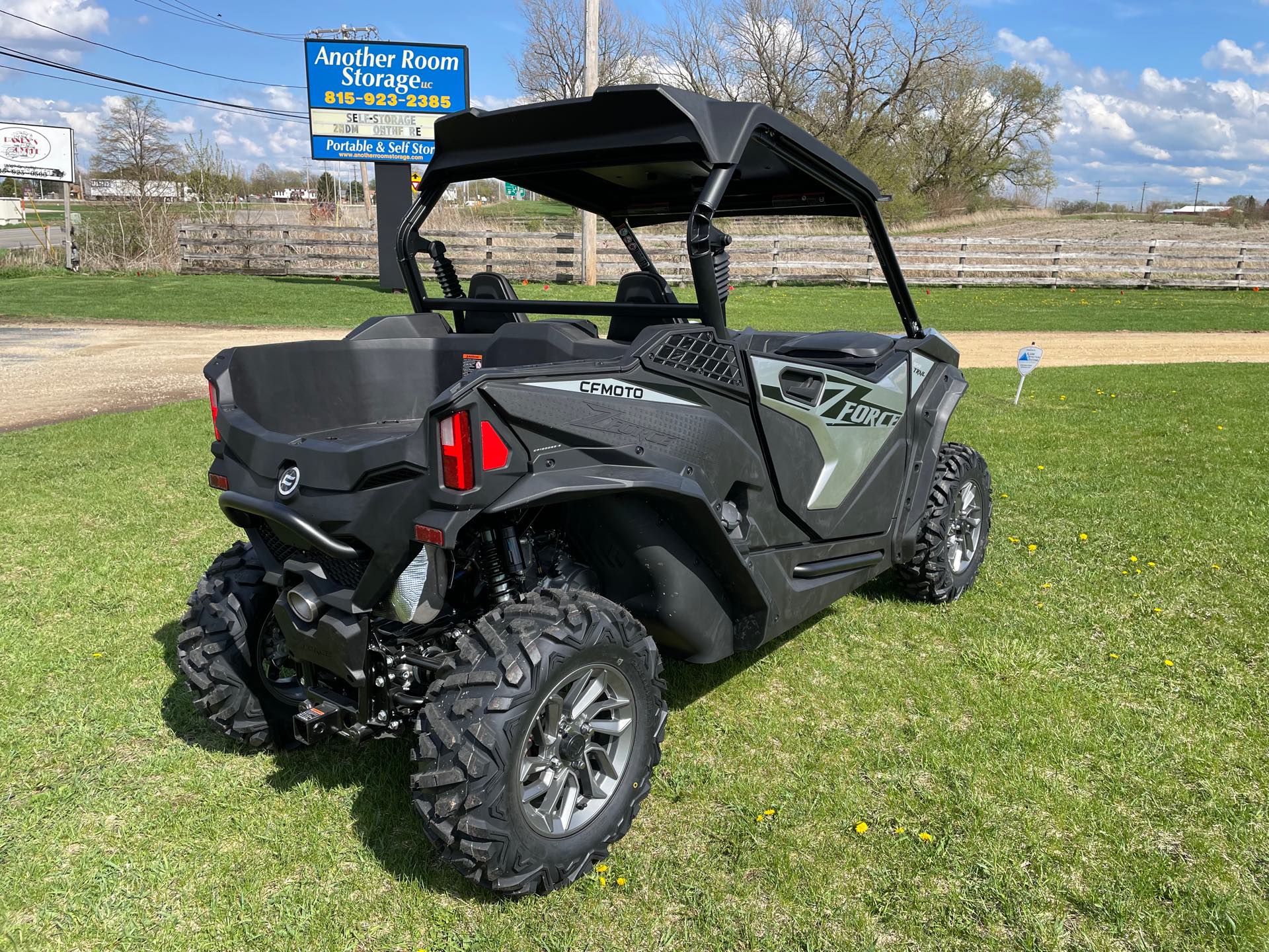 2023 CFMOTO ZFORCE 950 Trail at Randy's Cycle