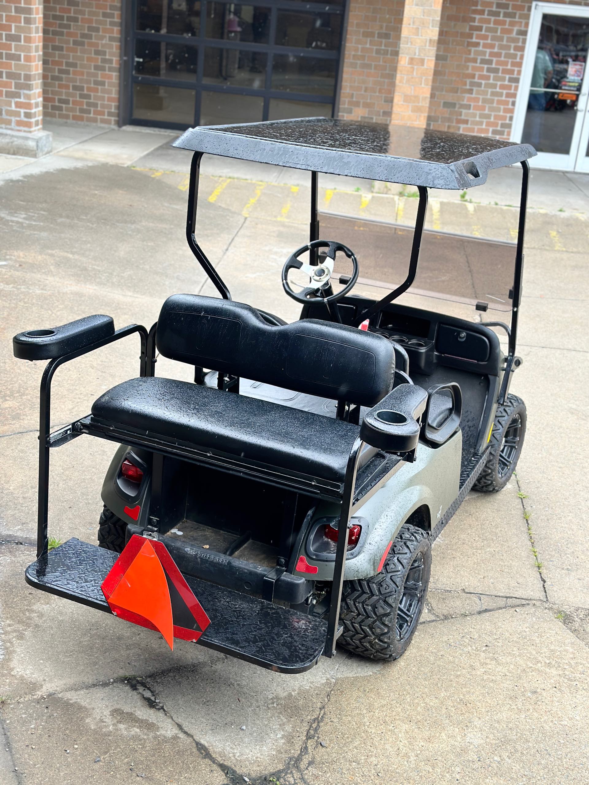 2021 EZ-GO GAS 4 SEAT GOLF CART at Southern Illinois Motorsports