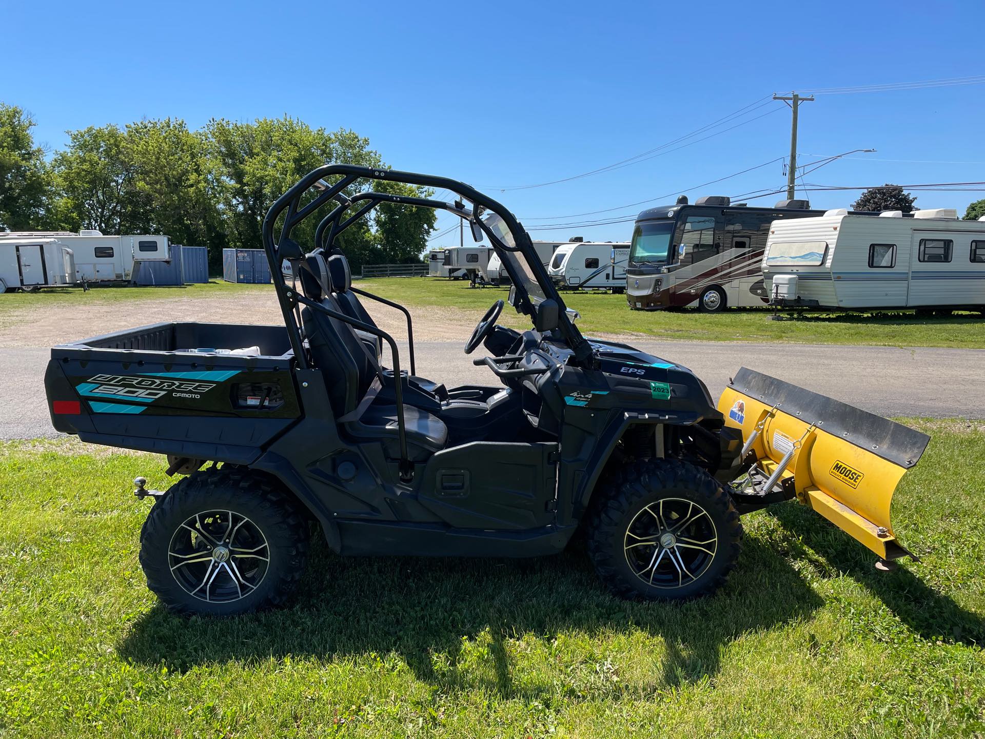 2019 CFMOTO UFORCE 800 at Randy's Cycle