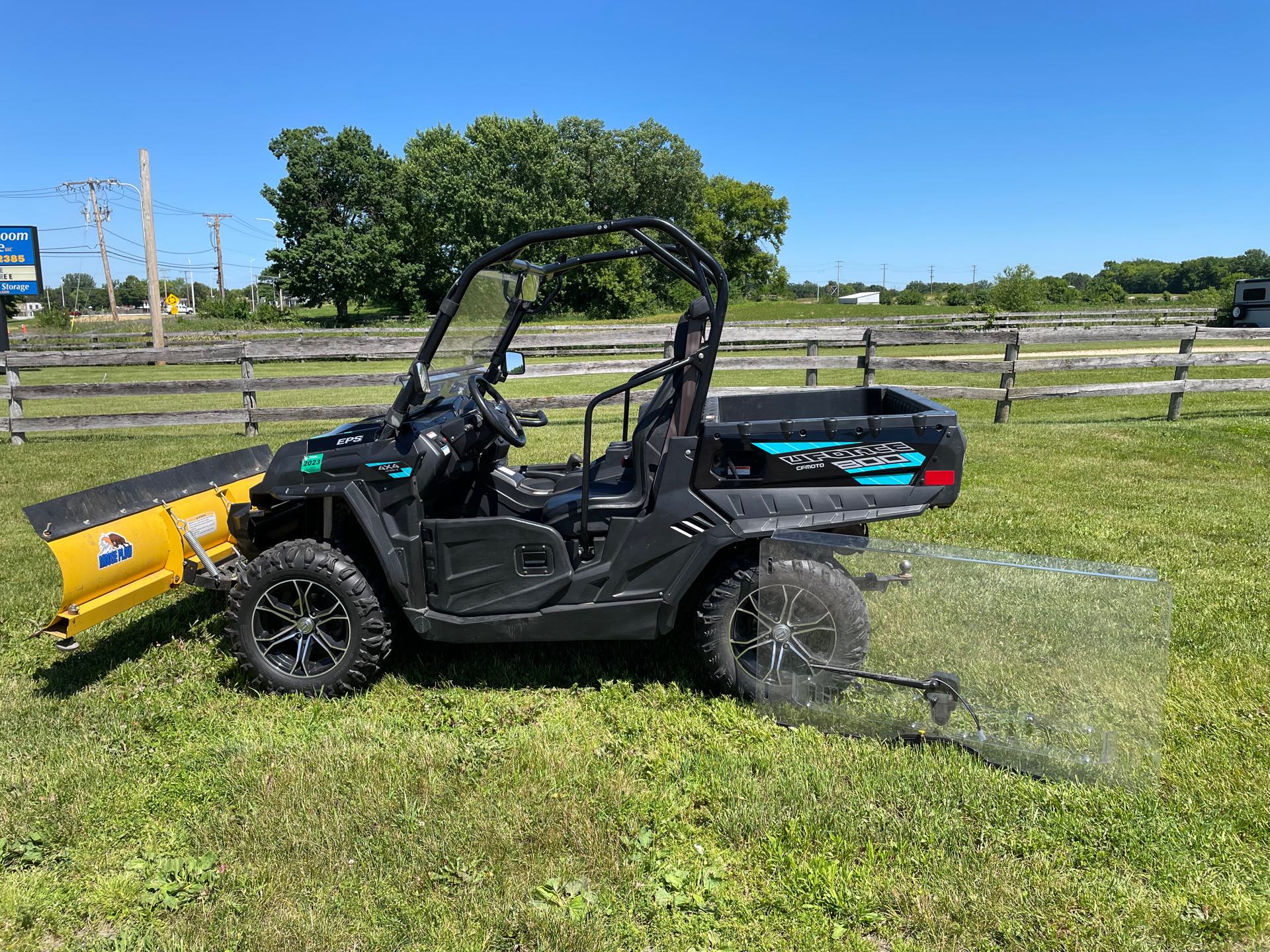 2019 CFMOTO UFORCE 800 at Randy's Cycle