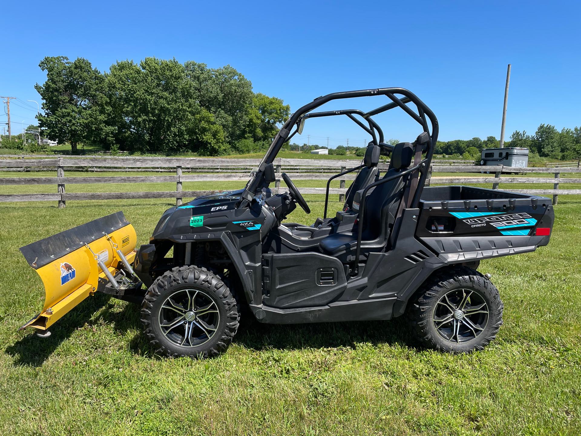 2019 CFMOTO UFORCE 800 at Randy's Cycle