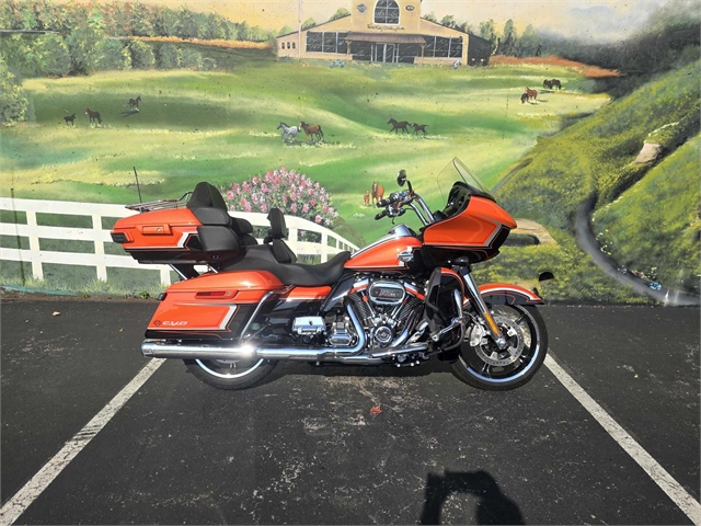 2022 Harley-Davidson Road Glide CVO Road Glide Limited at Man O'War Harley-Davidson®