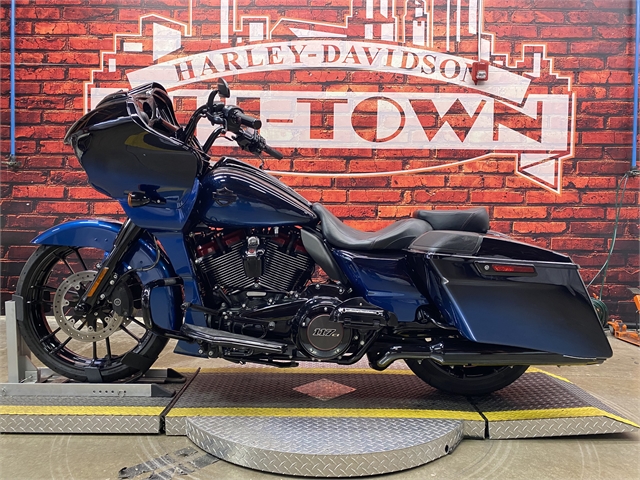 2019 Harley-Davidson Road Glide CVO Road Glide at Chi-Town Harley-Davidson
