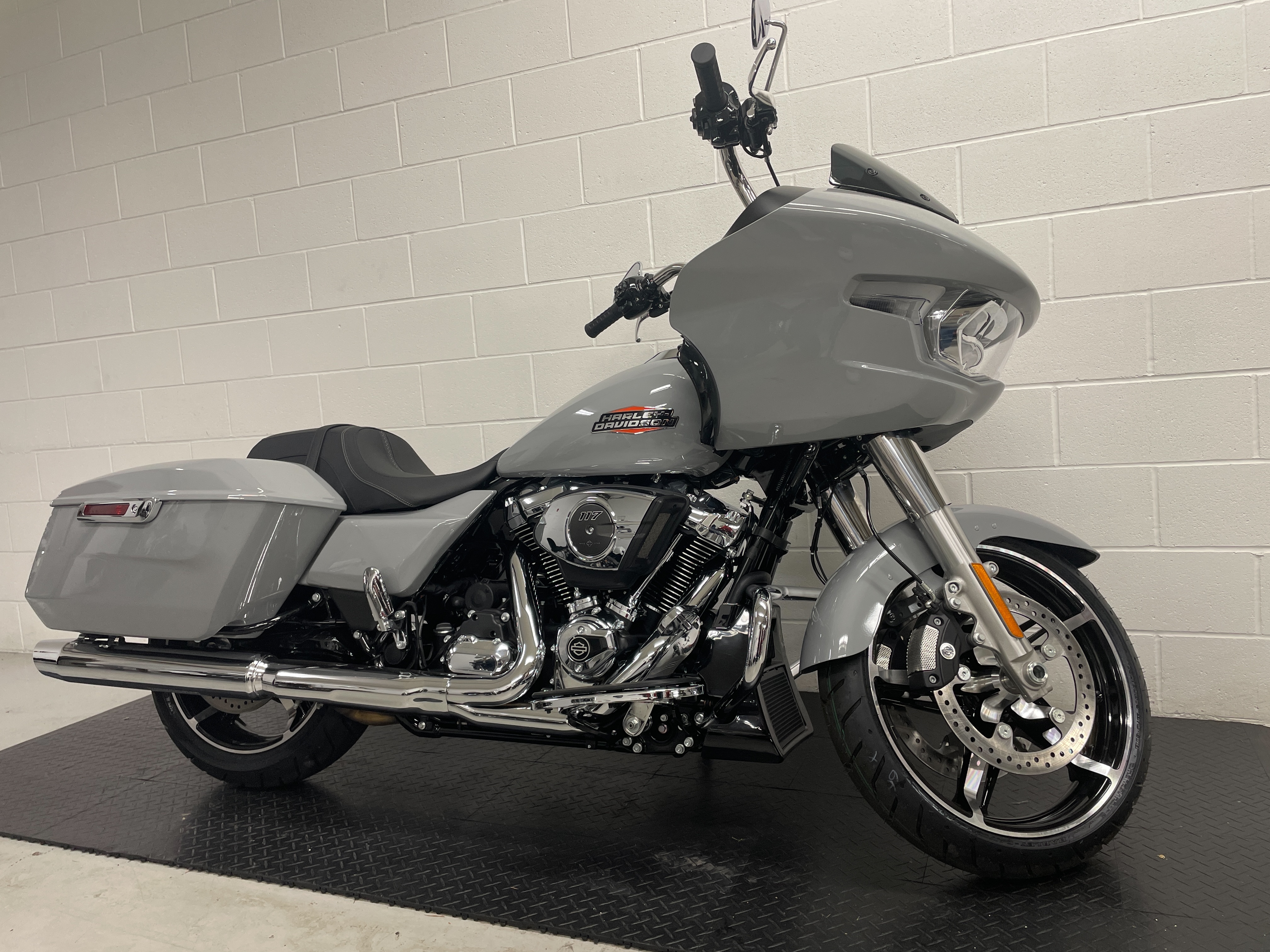 2024 Harley-Davidson Road Glide Base at Destination Harley-Davidson®, Silverdale, WA 98383