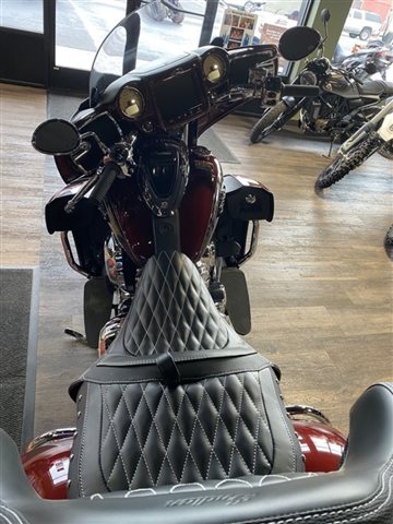 2021 Indian Motorcycle Roadmaster Maroon Metallic/Crimson Metallic at Guy's Outdoor Motorsports & Marine