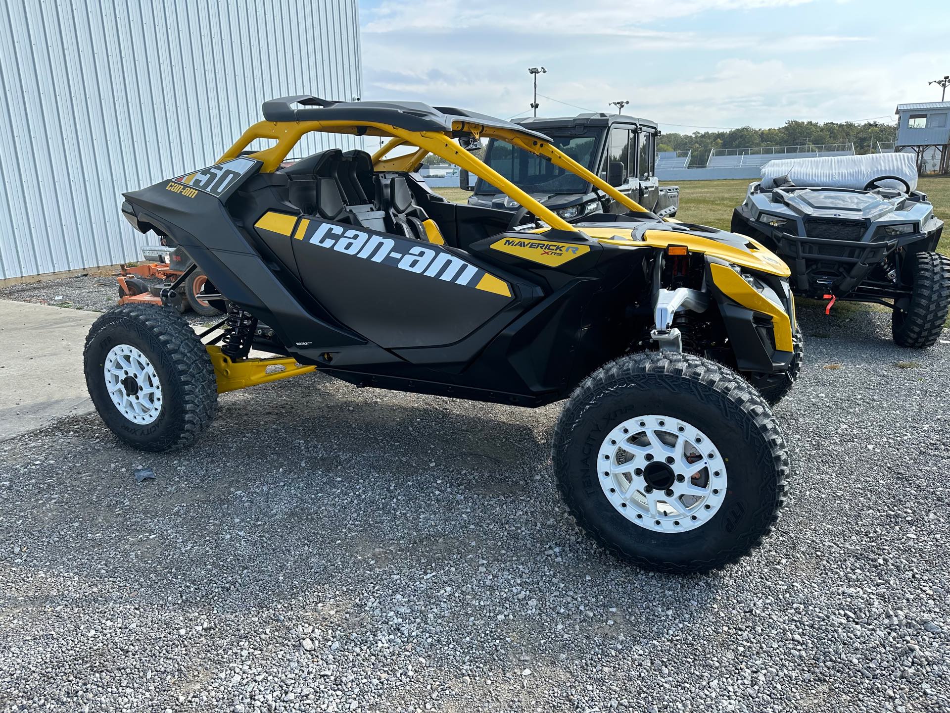 2024 Can-Am Maverick R X rs With SMART-SHOX at Green Mount Road Motorsports