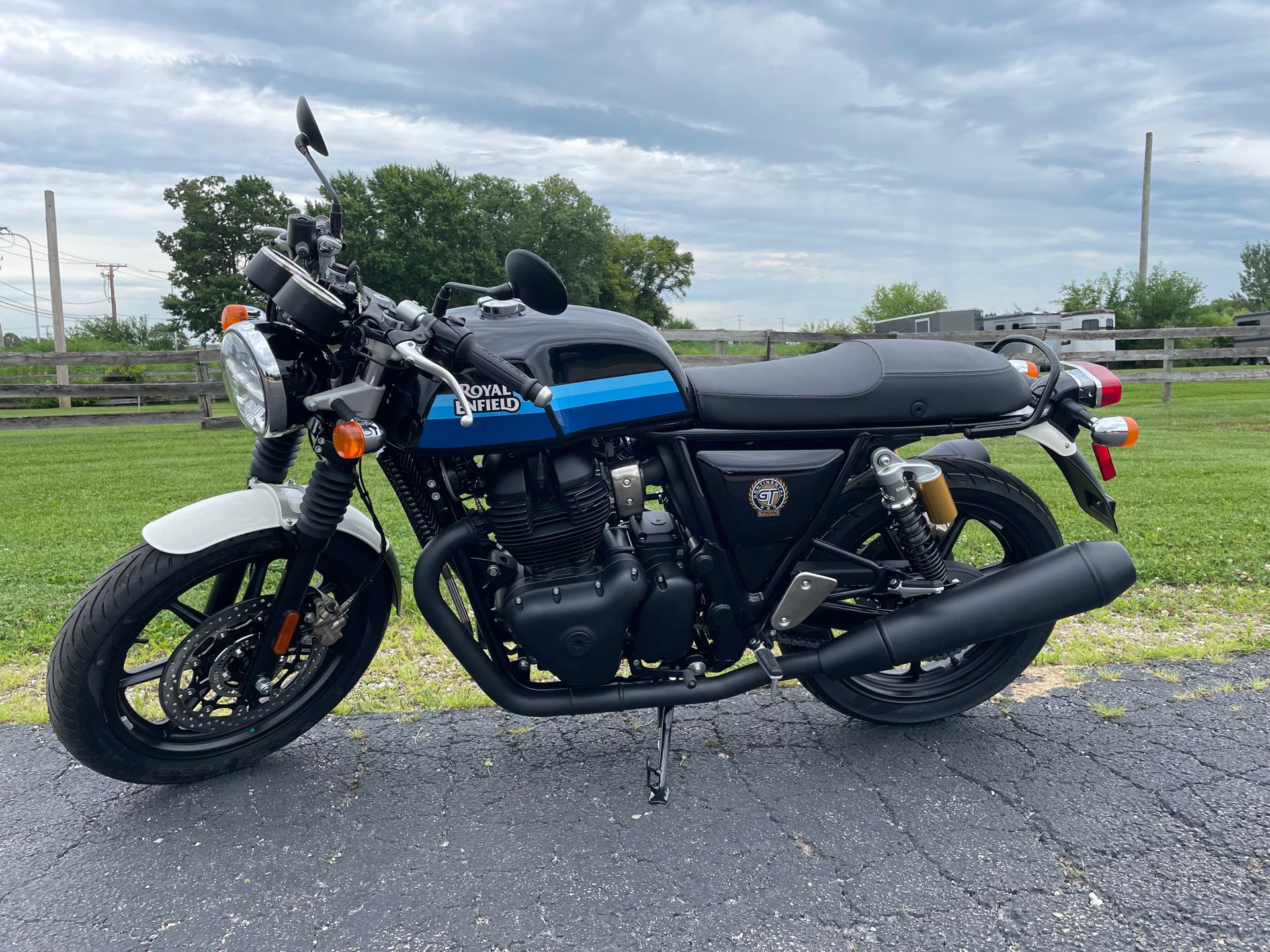 2024 Royal Enfield Twins Continental GT 650 at Randy's Cycle