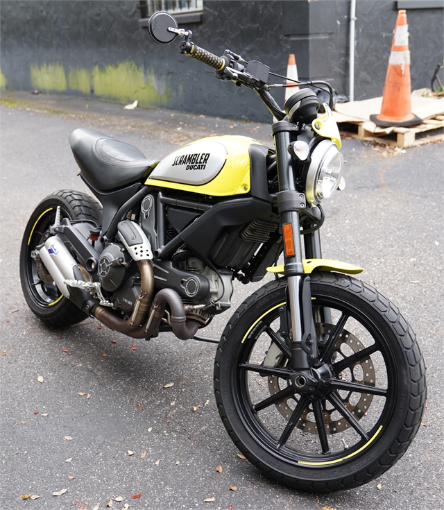 2016 Ducati Scrambler Flat Track Pro at Tampa Triumph, Tampa, FL 33614