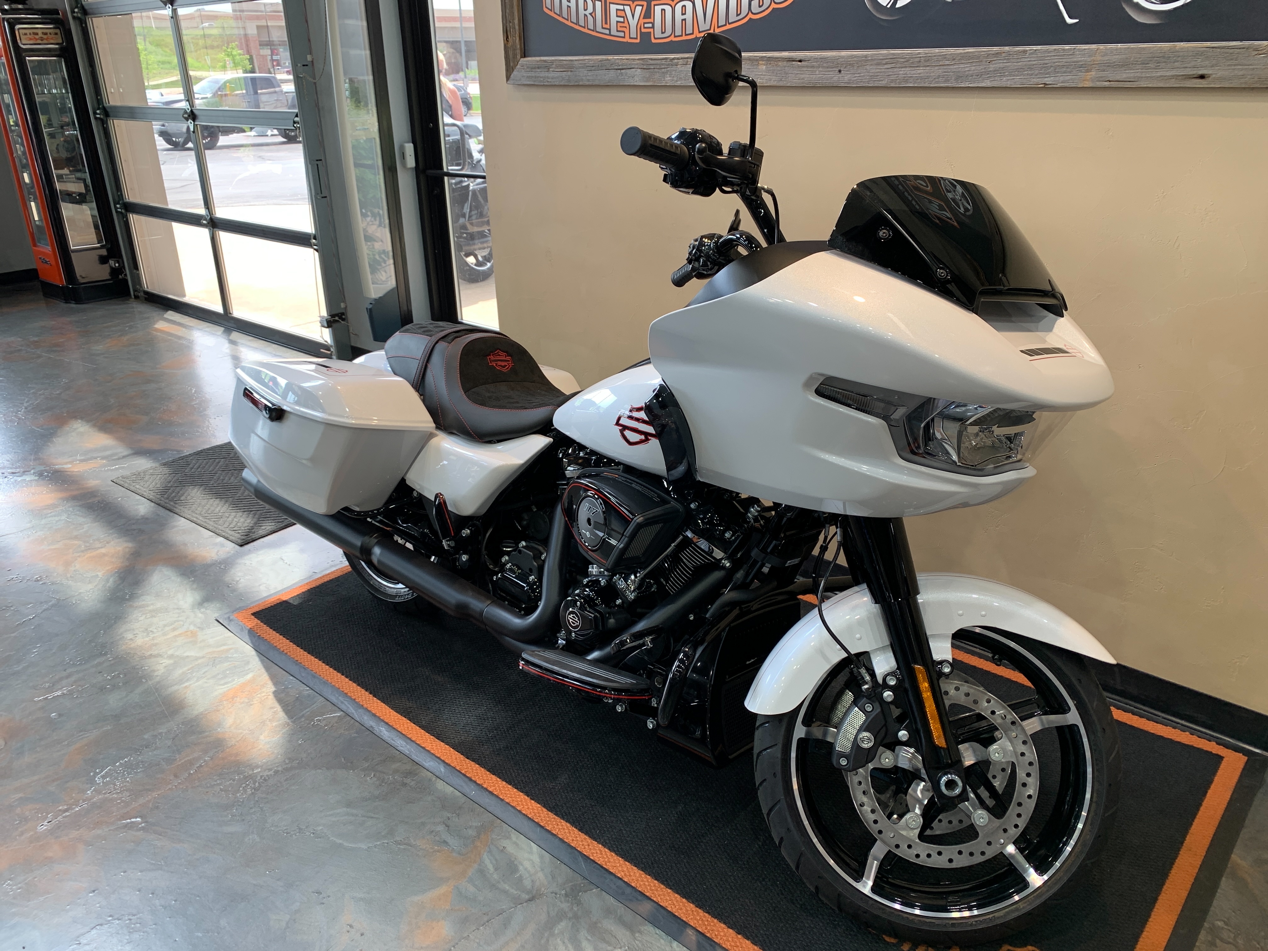 2024 Harley-Davidson Road Glide Base at Vandervest Harley-Davidson, Green Bay, WI 54303