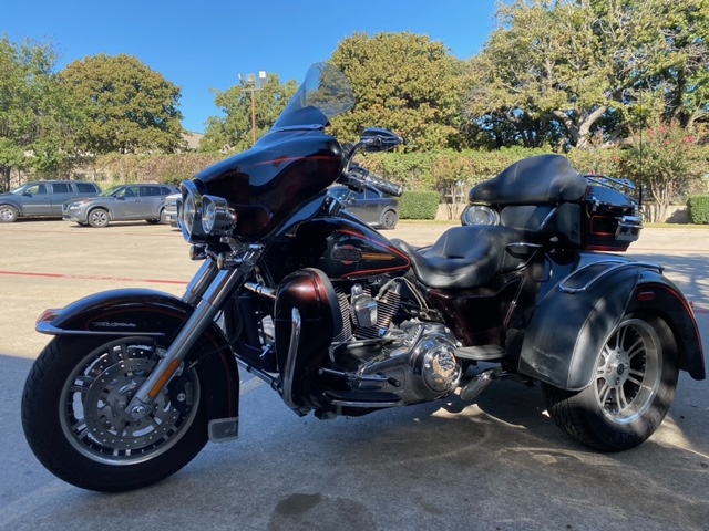 2011 Harley-Davidson Trike Tri Glide Ultra Classic at Lucky Penny Cycles