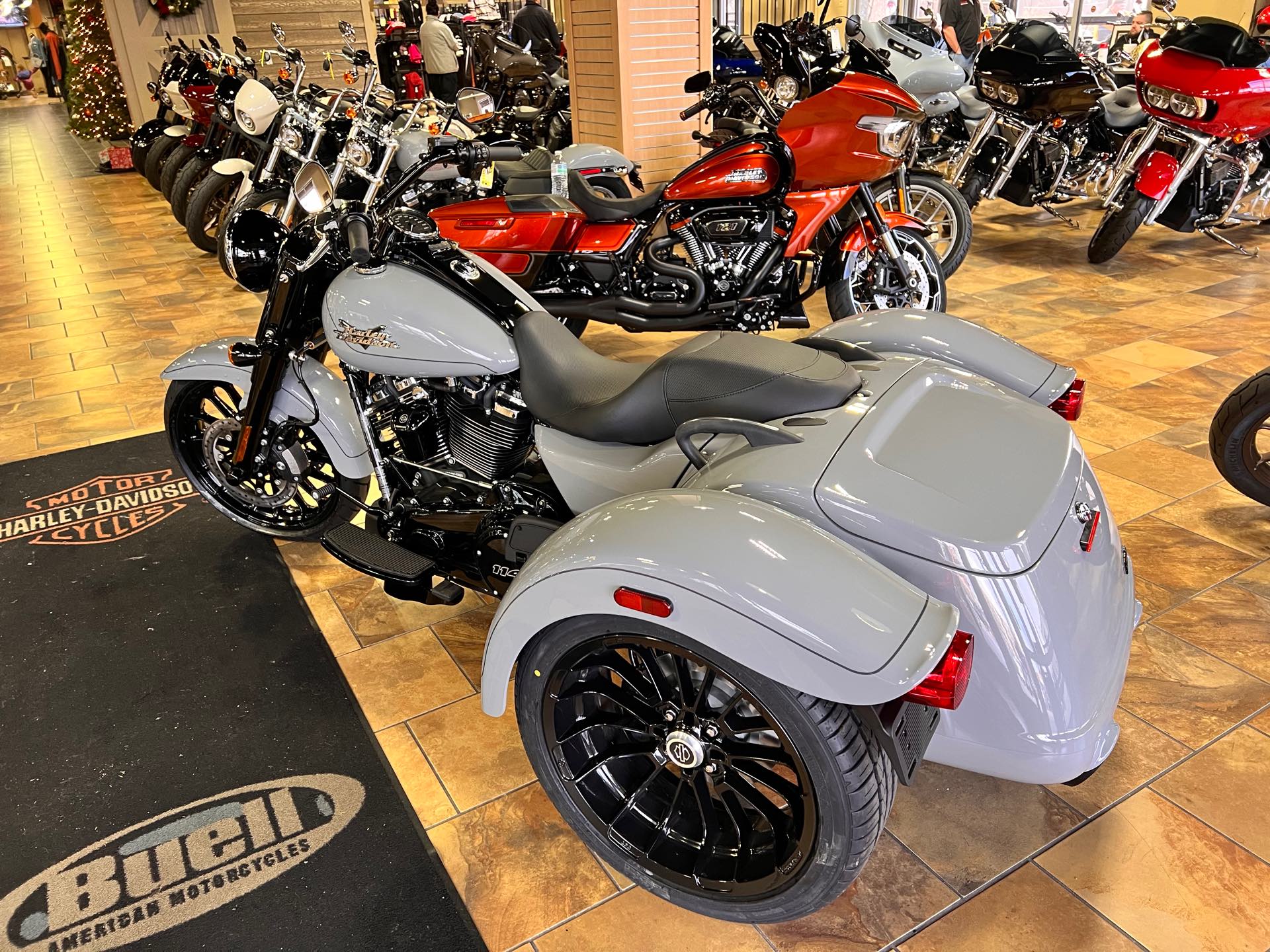 2024 Harley-Davidson Trike Freewheeler at Man O'War Harley-Davidson®
