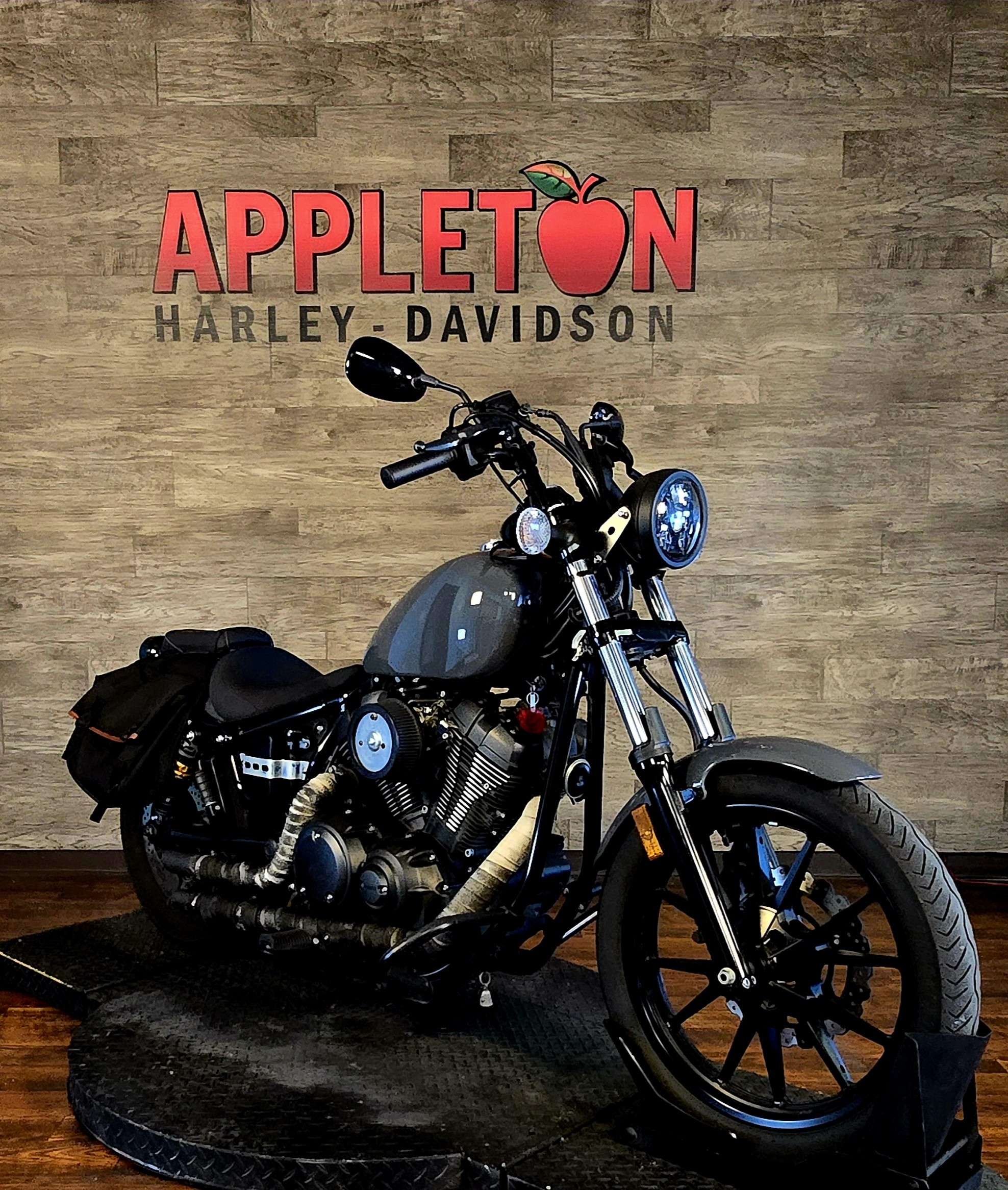 2022 Yamaha Bolt R-Spec at Appleton Harley-Davidson